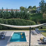 Adonis Villa