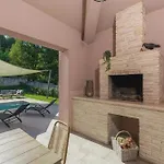 Villa Adonis