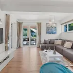 Villa Adonis