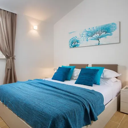 Adonis Villa Krsan