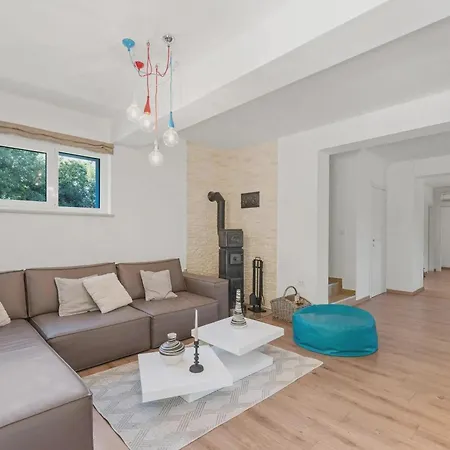 Villa Adonis Kršan