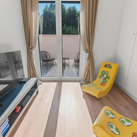 Adonis Villa