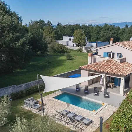 Adonis Villa Kršan